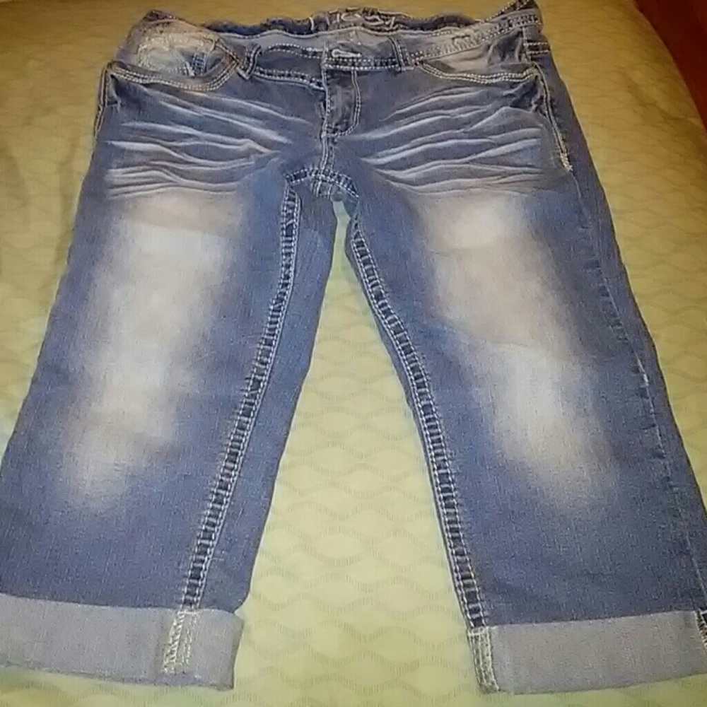 Capri Pants